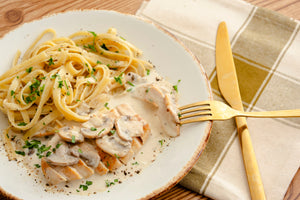 Pollo con crema de Champiñones